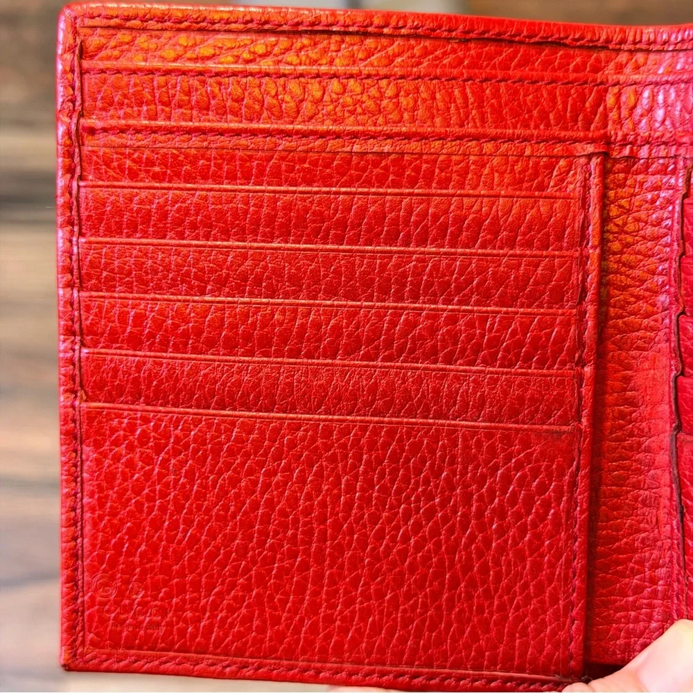 Gucci Interlocking G Bifold Wallet in red pebbled leather authentic genuine - Picture 15 of 16